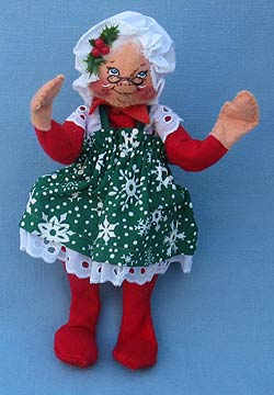 Annalee 7" Mrs Santa - 1988 - Mint / Near Mint - 501088