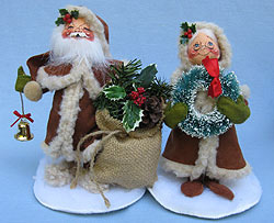 Annalee 7" Old World Mr & Mrs Santa - Mint - 5152-5153-96