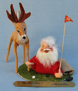 Annalee 10" Hole in One Golfing Santa with Reindeer with Plaque - Mint - 540591-1