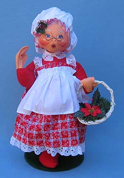 Annalee 18" Mrs Santa with Holiday Basket - Mint - 555201