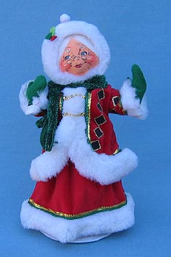 Annalee 9" Harlequin Mrs. Santa - Mint - 590707