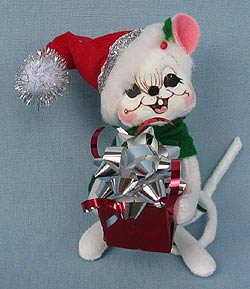 Annalee 6" Silver Sparkle Gift Mouse with Gift 2013 - Mint - 601313