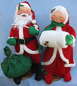 Annalee 30" Mr & Mrs Velour Outdoor Santas - Mint - 621084-621584