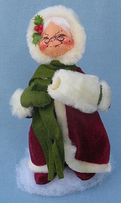 Annalee 7" Victorian Mrs Santa - Closed Eyes - Mint - 681586xx