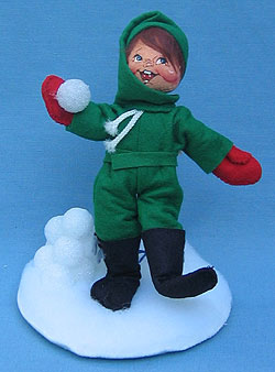 Annalee 7" Snowball Fight Kid - Mint - 723396