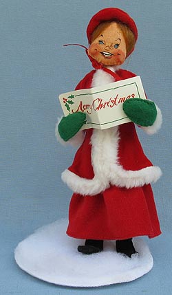 Annalee 10" Woman Caroler in Red Outfit - Excellent - 726589a