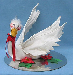 Annalee 9" Christmas Swan - Mint / Near Mint - 740391