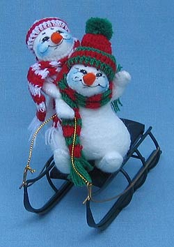 Annalee 3" Sledding Snowcouple Snowmen -  Near Mint - 748302