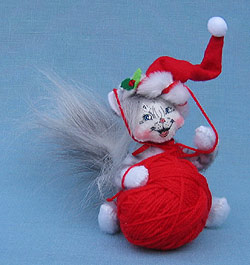 Annalee 4" Having A Ball Kitty Cat - Mint - 751408