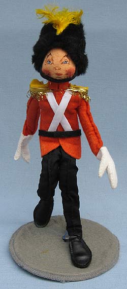 Annalee 10" Toy Soldier - British Guard - Very Good - 756088a