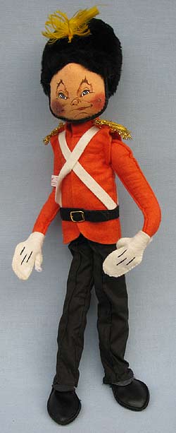 Annalee 18" Toy Soldier - British Guard - Very Good - 756288oxa