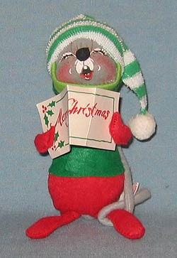 Annalee 7" Caroller Mouse - Mint / Near Mint - 770588x