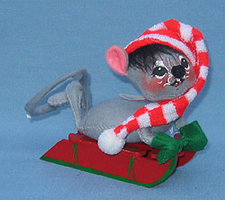 Annalee 7" Sledding Mouse - Mint / Near Mint - 772083