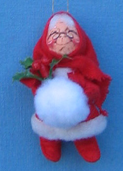 Annalee 3" Mrs Santa Holding Muff and Holly Ornament - Mint - 783997xx