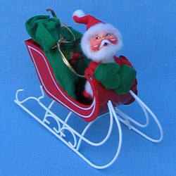 Annalee 3" Santa in Metal Sleigh - Mint /  Near Mint - 803296ooh