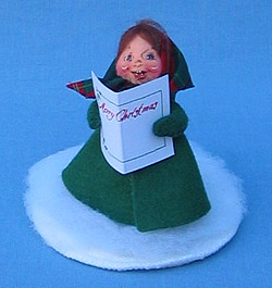 Annalee 3" Girl Caroler Girl on Snow Base - Mint - 803496