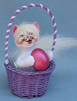 Annalee 5" Easter Egg Fluffy Kitty Cat in Basket AIA 2014 - Mint - 850314