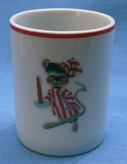 Annalee 3" Merry Christmas 1977 Nightshirt Mouse Porcelain Cup - Glass - Mint / Near Mint - 9516-77cup