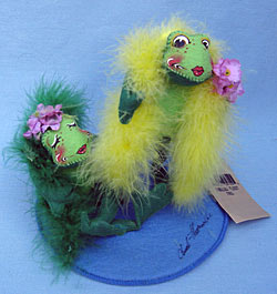 Annalee 10" Floozy Frogs - Signed - Excellent - 970998xoa