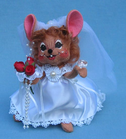 Annalee 7" Bride Mouse with Red Hair with Diamond Engagement Ring - Mint - 974602