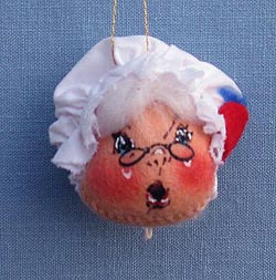 Annalee 2" Patriotic Colonial Girl Head Ornament - Mint - A375-75ooh