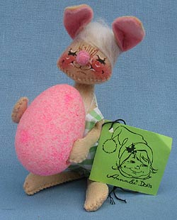 Annalee 7" Country Bunny with Pink Egg - Mint - B3-79xx