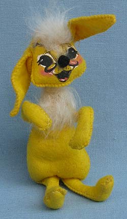 Annalee 7" Yellow Bunny - Excellent - B77-69gla