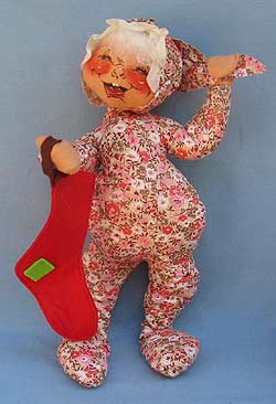 Annalee 18" PJ Girl Holding Stocking Closed Eyes - Mint - C152-77xo-1