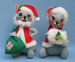 Annalee 12" Mr & Mrs Santa Mouse - Mint / Near Mint - C182-80