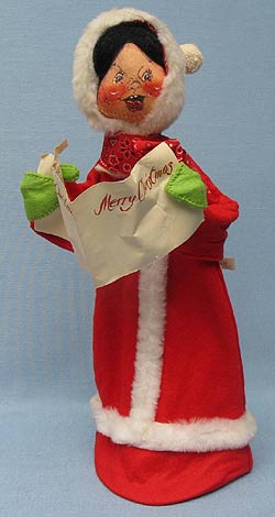 Annalee 18" Caroler Girl - Near Mint - C211-76