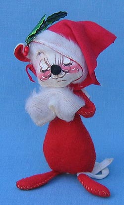 Annalee 7" Mrs Santa Mouse with Muff - Mint / Near Mint - C79-70