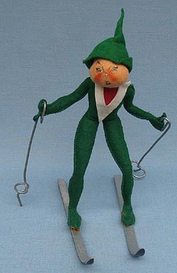 Annalee 10" Green Ski Elf with Skis & Poles - Excellent - E224-63gooh