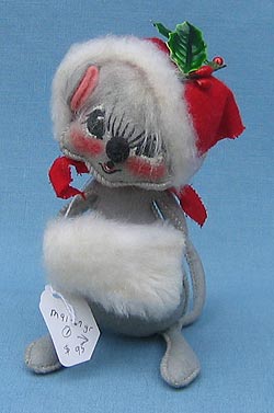 Annalee 7" Mrs Santa Mouse with Muff - Mint / Near Mint - G91-67