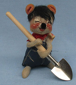 Annalee 7" Gardener Mouse with Shovel - Good - M417-79xoa