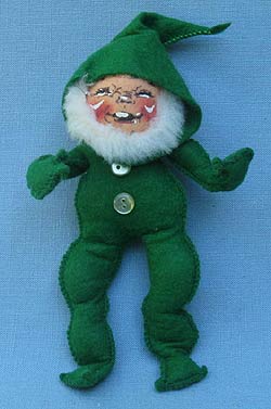 Annalee 7" Green Gnome with Buttons - Mint - M60-66g