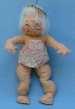 Annalee 7" Flying Angel with Pink Pinafore - Very Good - M66-68pox