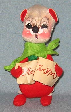 Annalee 7" Caroller Mouse - Near Mint - N141-70