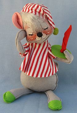 Annalee 12" Nightshirt Mouse with Candle - Near Mint / Excellent - N154-75xx