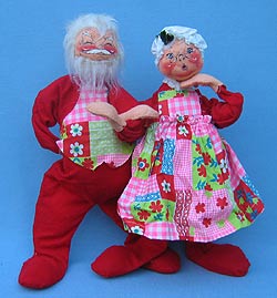 Annalee 18" Mr & Mrs Santa - Near Mint - N37-N36-73