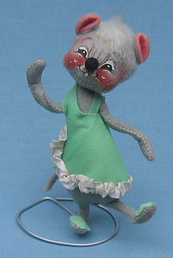 Annalee 7" Disco Dancer Girl Mouse - Mint - R428-80