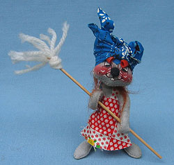 Annalee 7" Housewife Mouse - Mint / Near Mint - R488-76