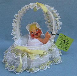 Annalee 7" Baby in Bassinet - Mint - R525-80