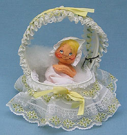 Annalee 7" Baby in Bassinet - Near Mint - R525-80ox