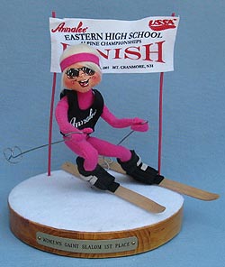 Annalee 10" Skier - Eastern High School Alpine Champion - Near Mint- Skier-EHACT-1