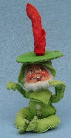 Annalee 7" Lime Green Gnome with Candle - Excellent - Z261-71m