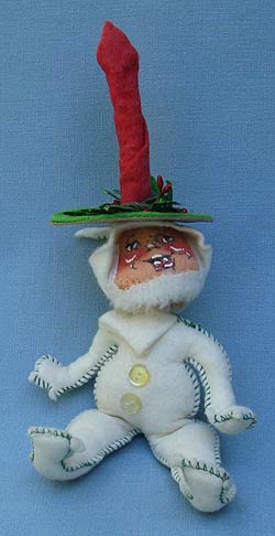 Annalee 7" White Gnome with Candle - Mint - Z261-71wh