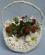 Annalee 9" White Wicker Basket with Strawberries & Daisies - Near Mint - 082290basket