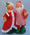 Annalee 18" Mr & Mrs Tuckered Santas - Mint - 563687