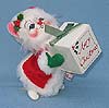 Annalee 7" Mouse with Present - Mint / Near Mint - 772193